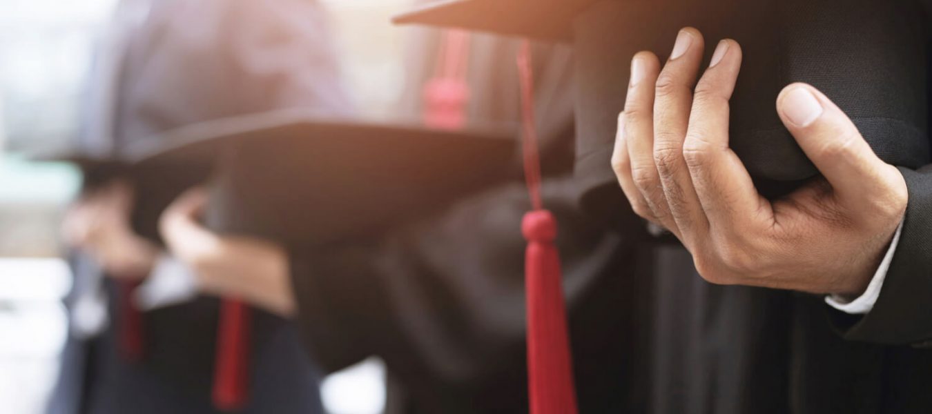 Fazer pós ou parar na graduação?